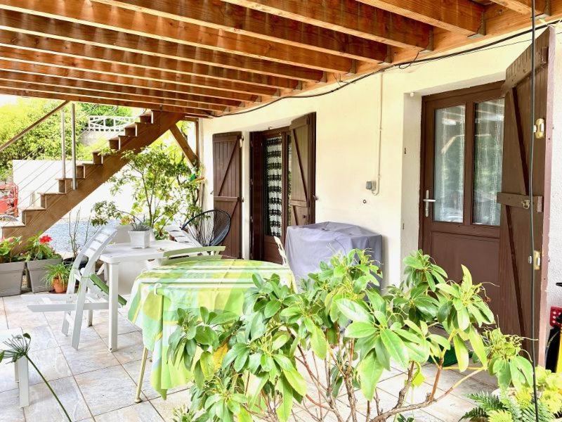 Charmant F1 Avec Terrasse Et Vue Sur Jardin Arbore - Fraicheur Naturelle Du Rez De Jardin - Parking Bellerive-sur-Allier Zewnętrze zdjęcie